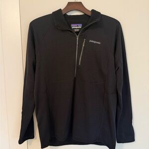 Patagonia Black Quilted Quarterzip